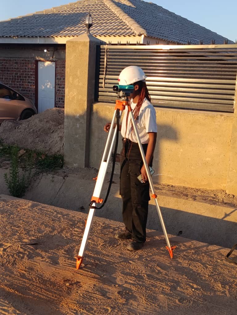 Site levelling with a dumpy level